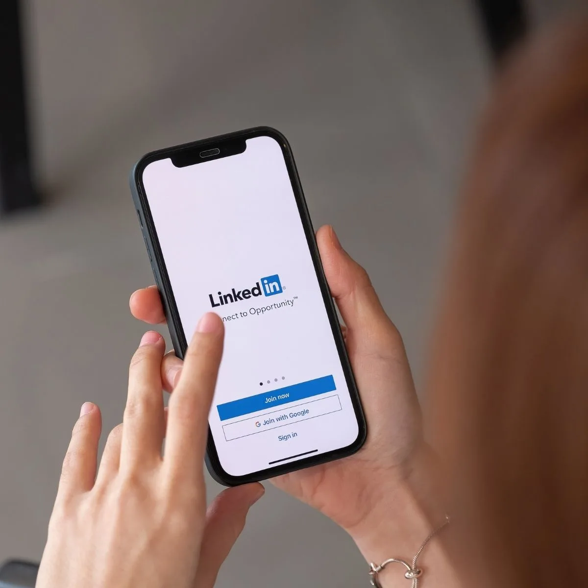 Deepfakes on LinkedIn | Confidence IT
