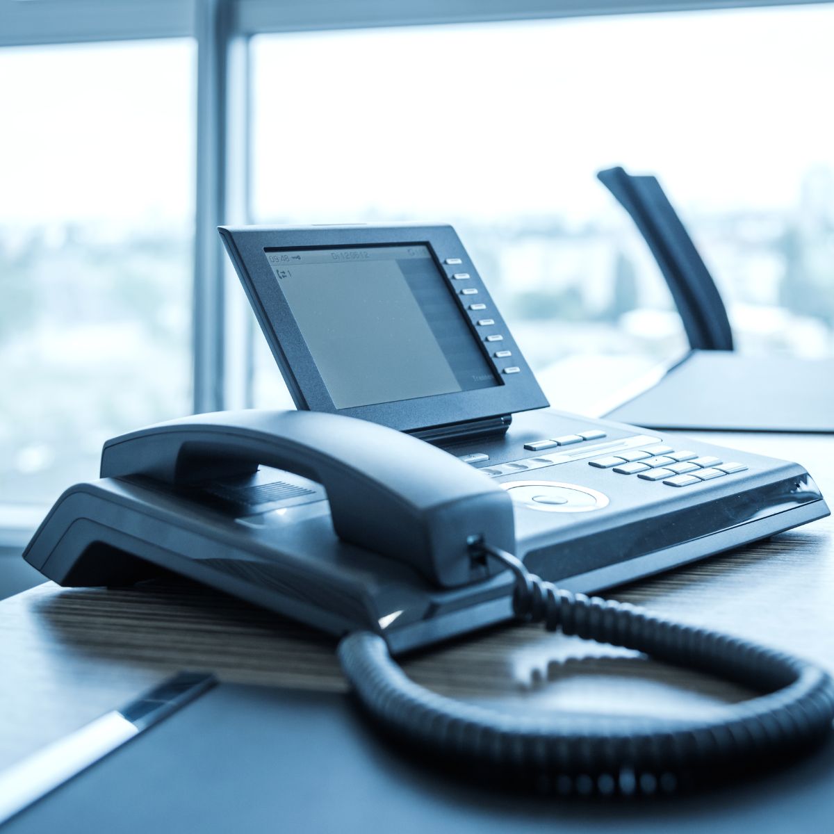 How to Choose the Best VoIP Provider for Your Small Business