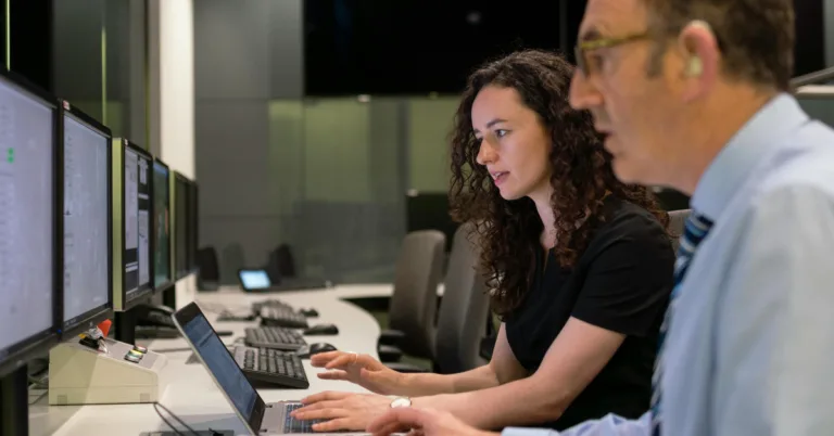 Why UK SMEs Should Outsource IT Support